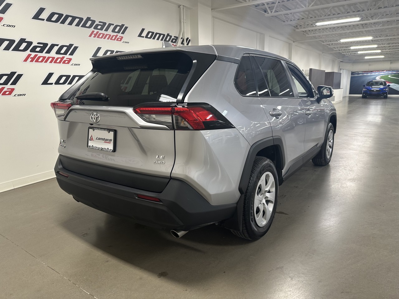 2024 Toyota RAV4 - Image 10