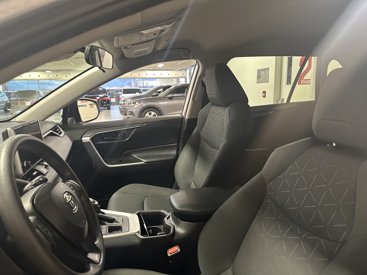 2024 Toyota RAV4 - Image 14