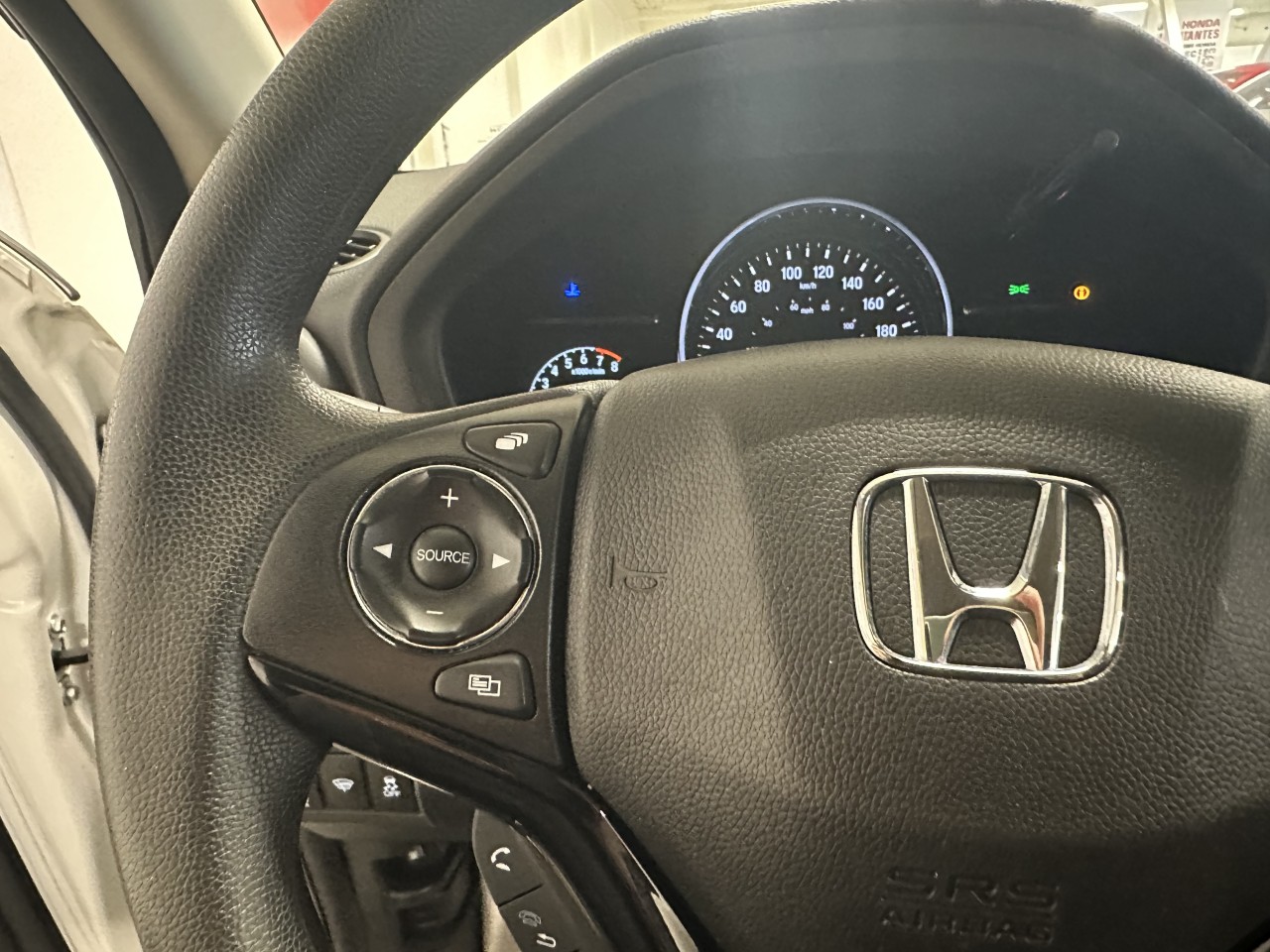 2022 Honda HR-V - Image 18