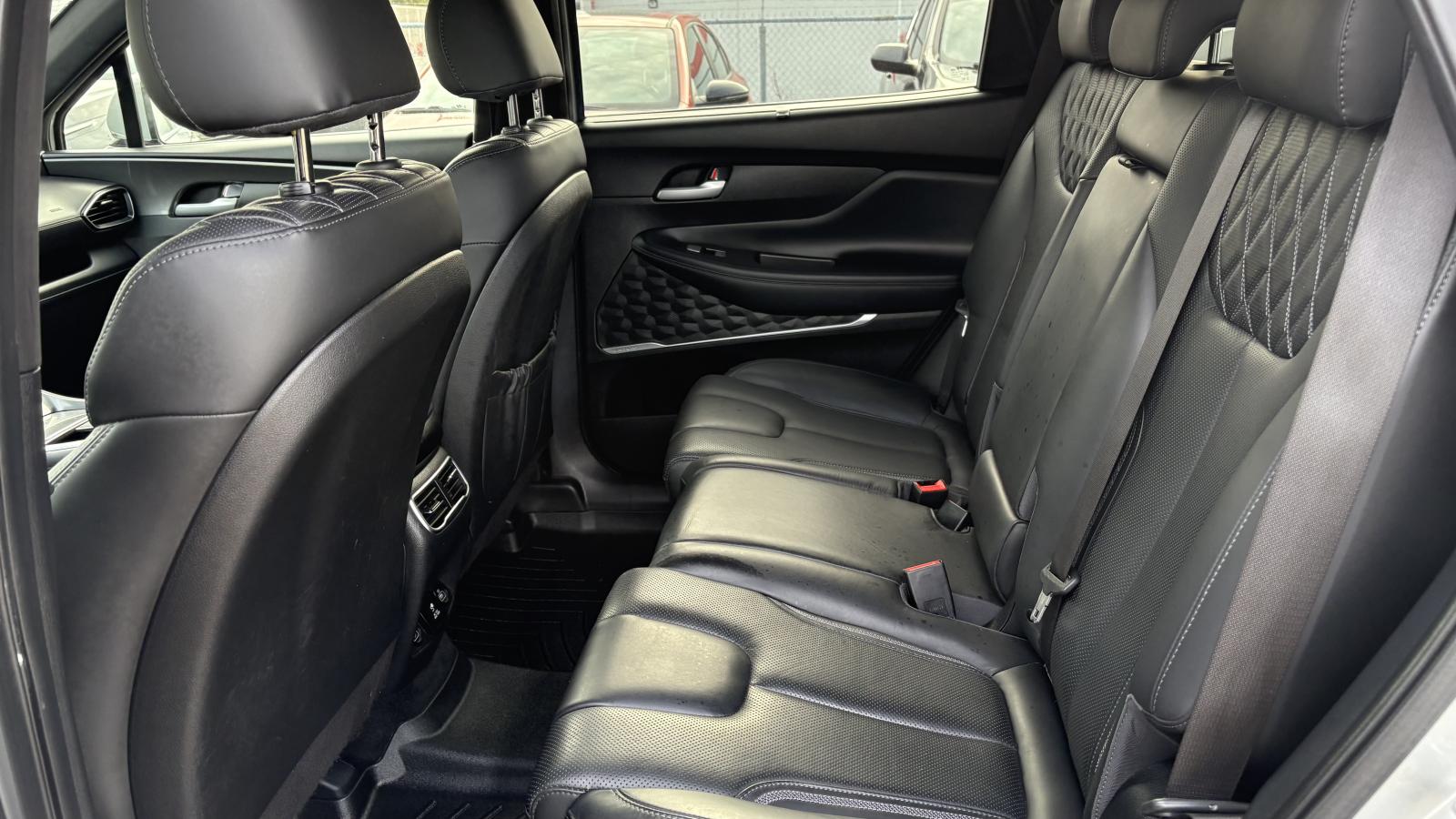 2021 Hyundai Santa Fe - Image 23