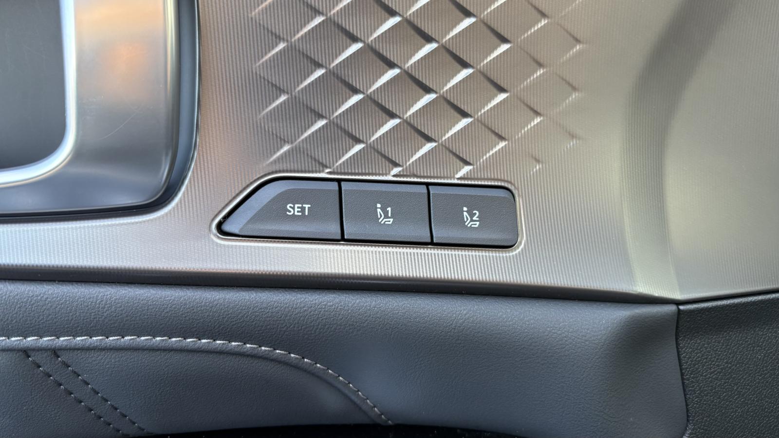 2026 Kia Sorento - Image 11