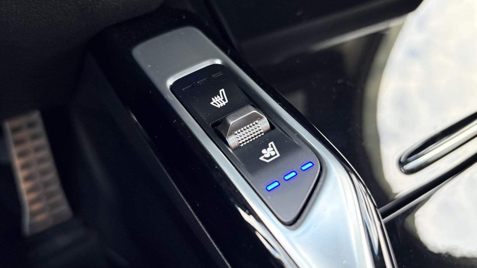 2026 Kia Sorento - Image 28