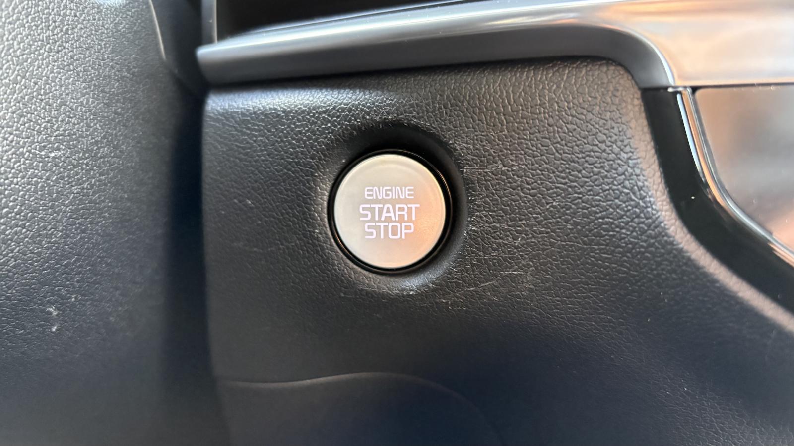 2026 Kia Sorento - Image 32