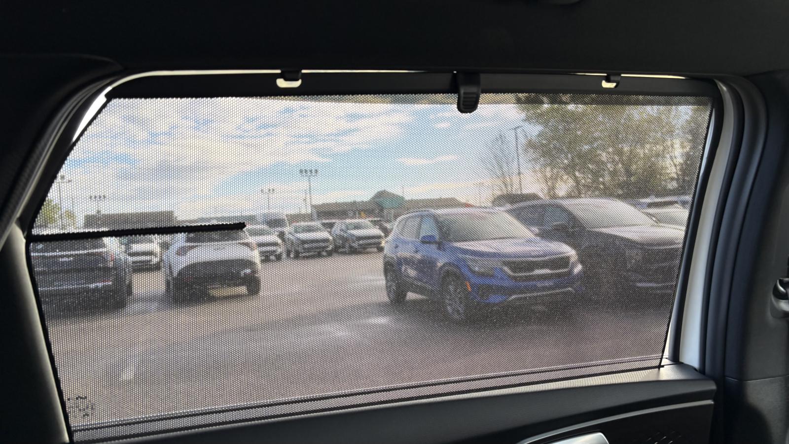 2026 Kia Sorento - Image 36