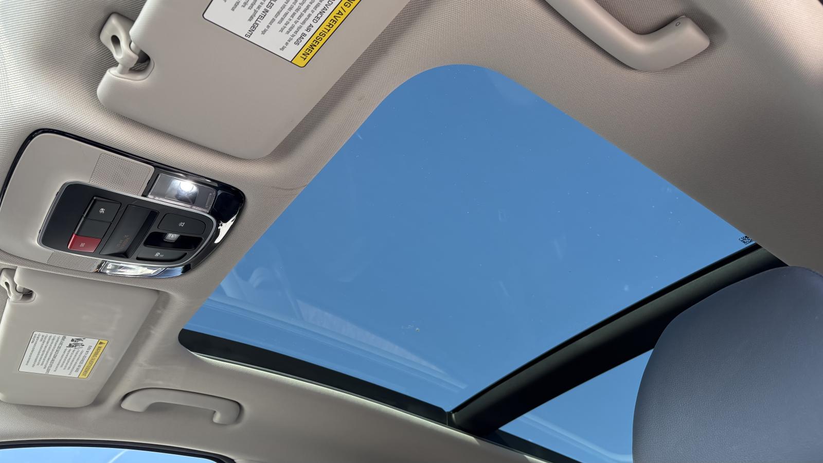 2022 Hyundai Tucson - Image 14