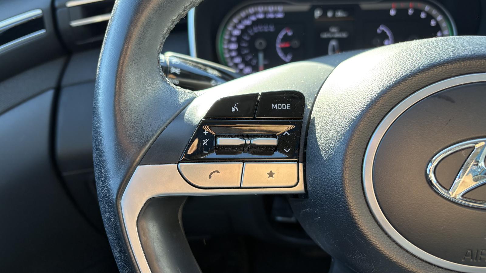 2022 Hyundai Tucson - Image 17