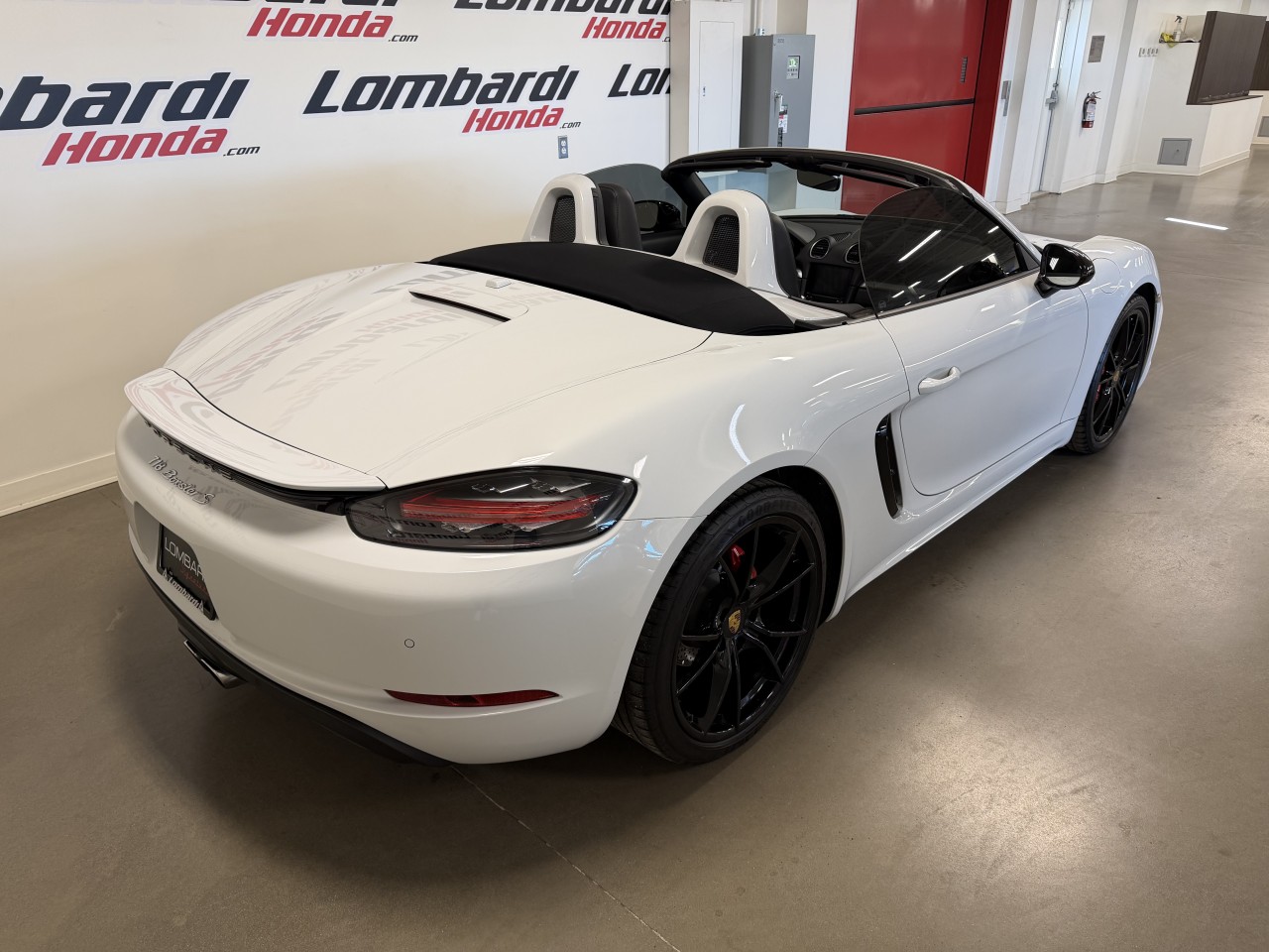 2018 Porsche 718 Boxster - Image 8