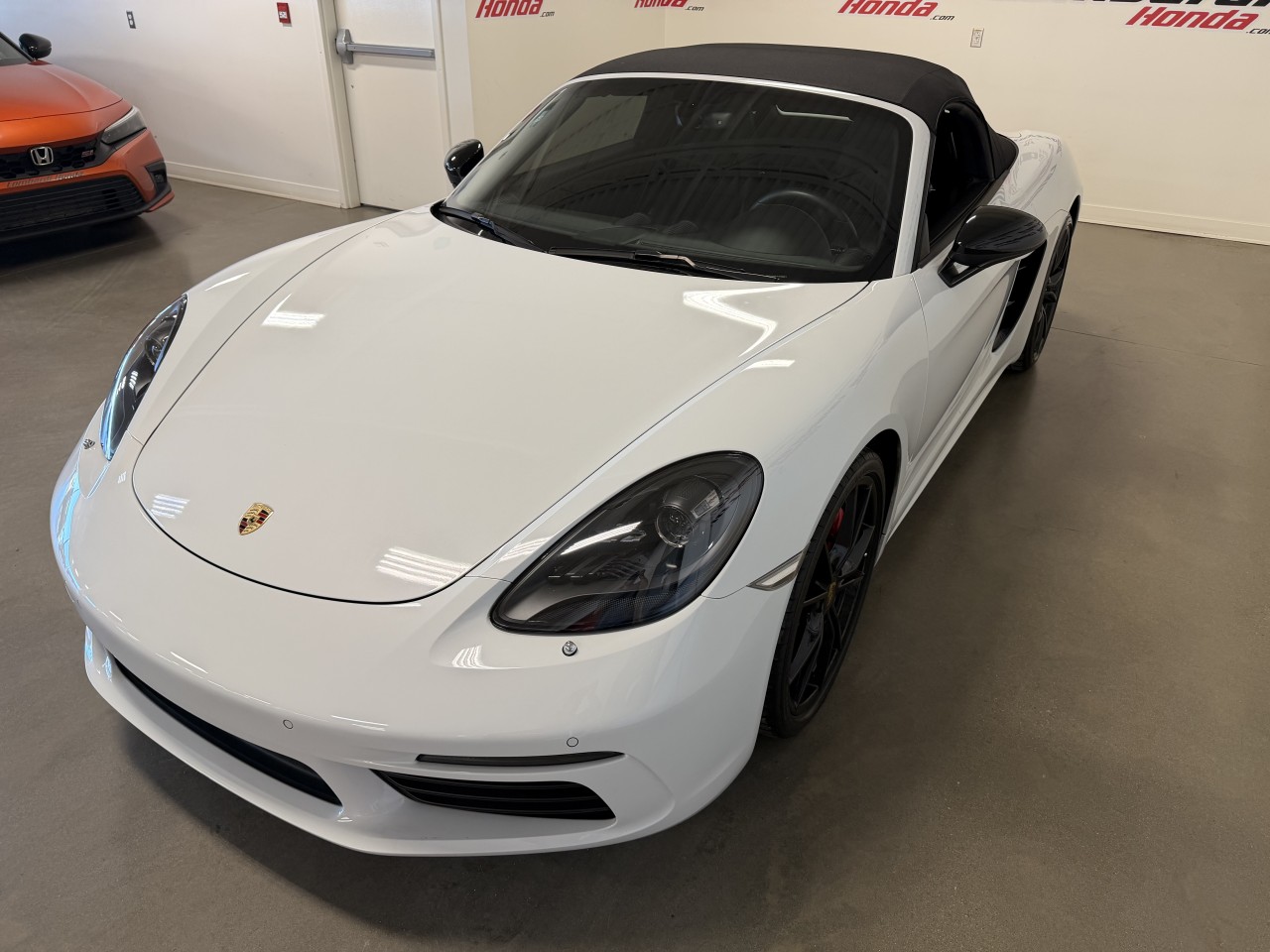 2018 Porsche 718 Boxster - Image 15