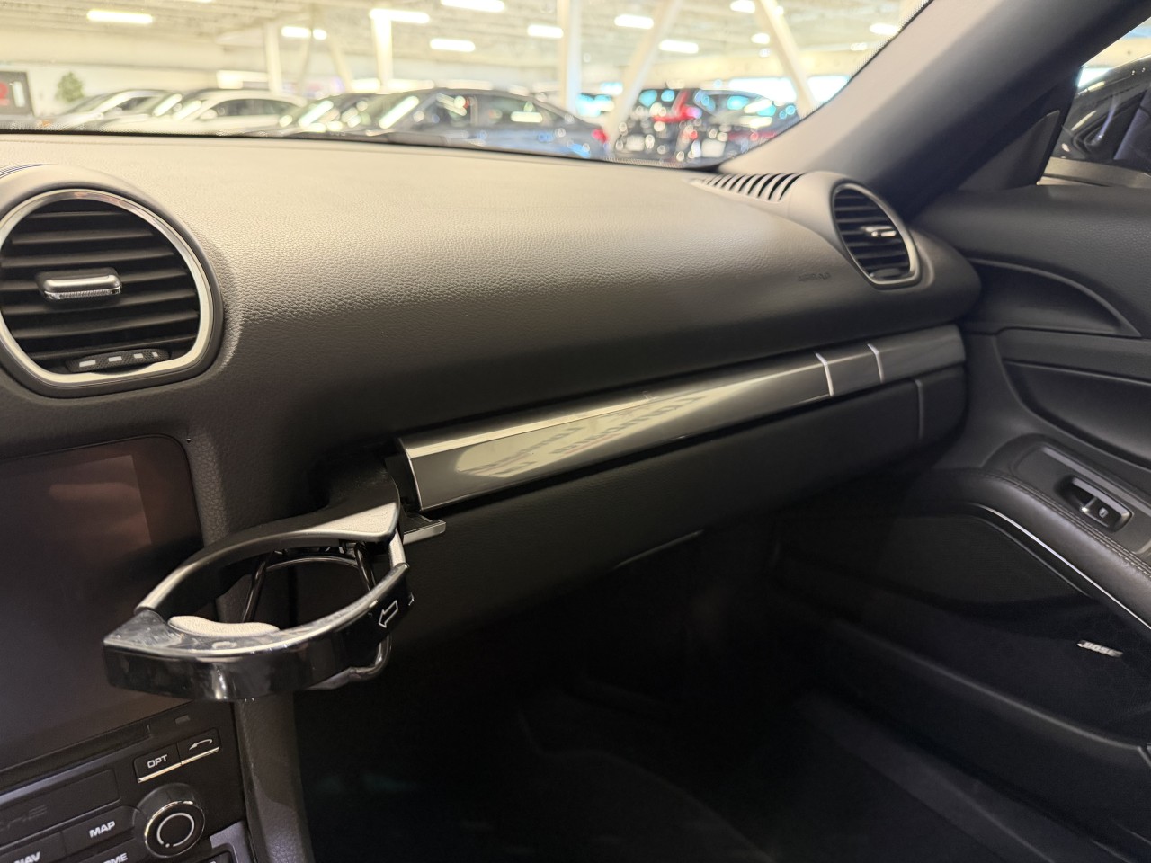 2018 Porsche 718 Boxster - Image 25