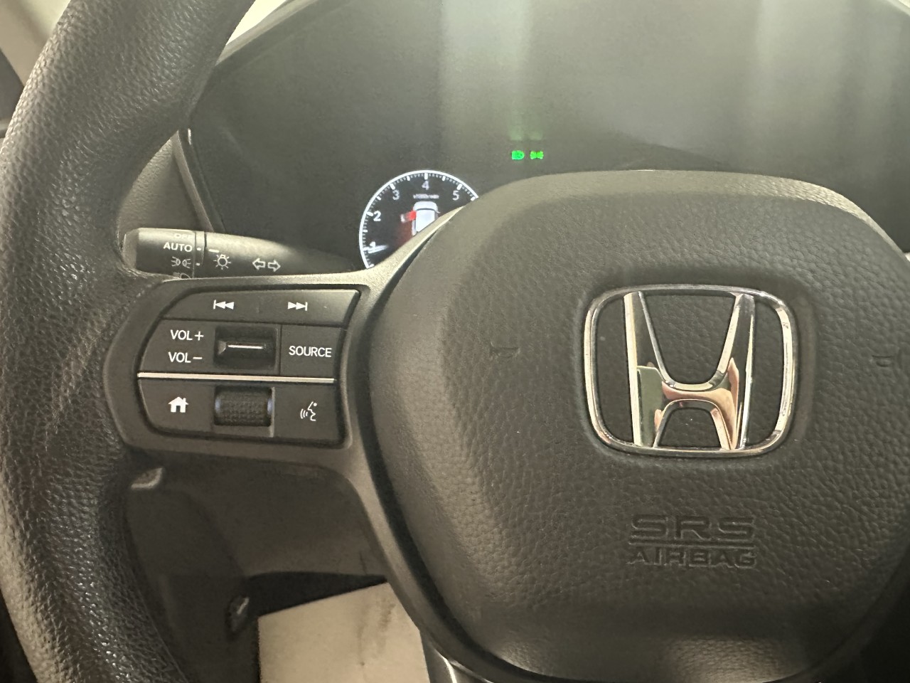 2025 Honda CR-V - Image 15