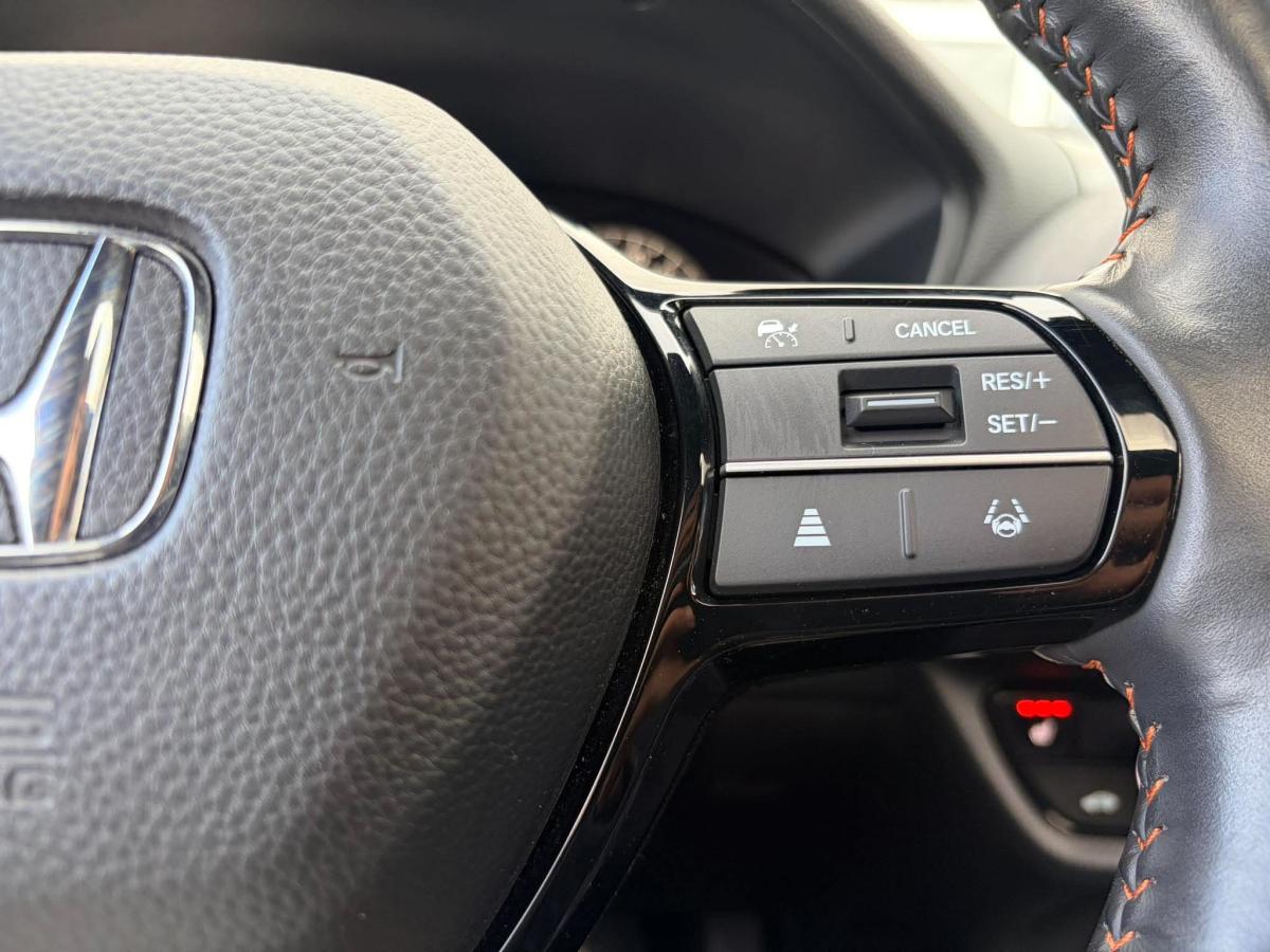2024 Honda HR-V - Image 16