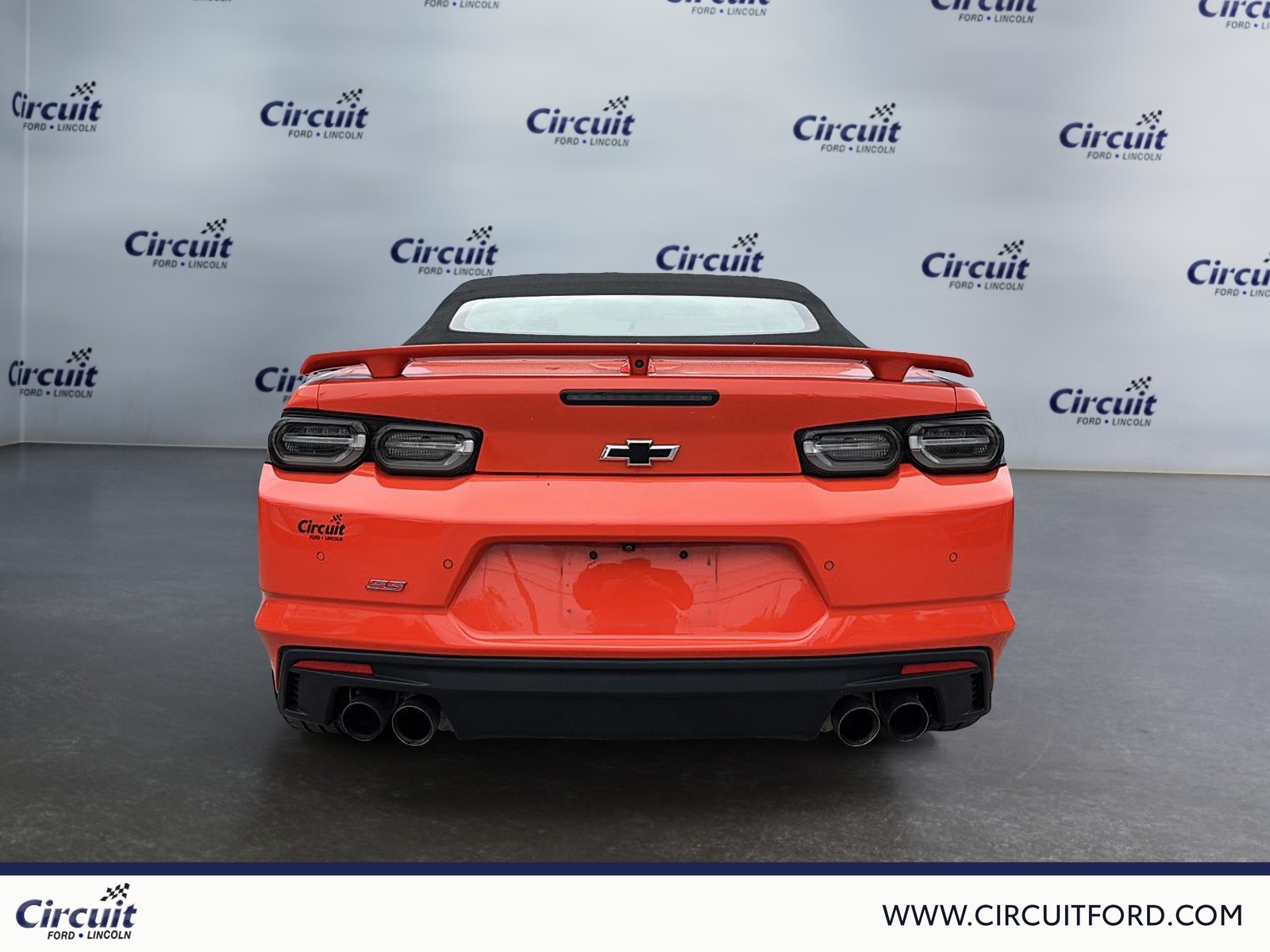 2019 Chevrolet Camaro - Image 4