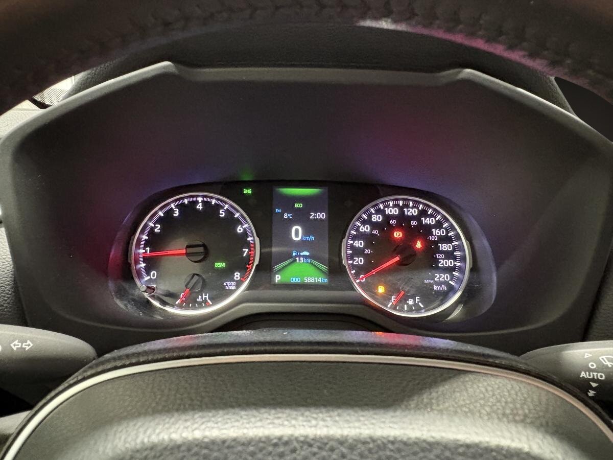 2021 Toyota RAV4 - Image 16