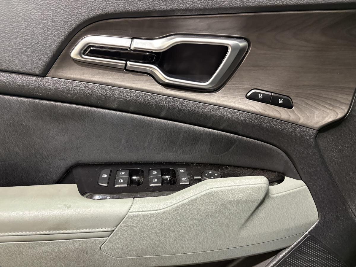 2024 Kia Sportage - Image 21
