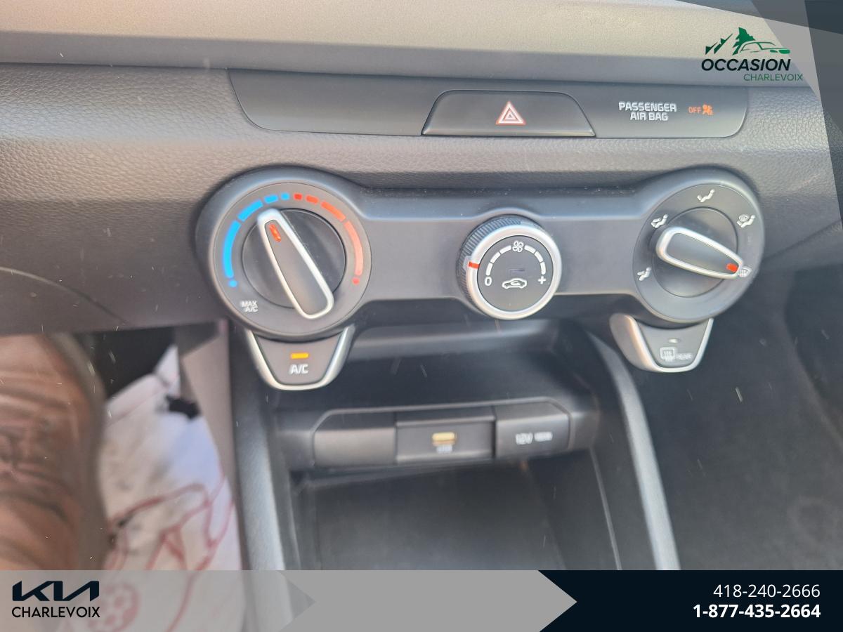 2023 Kia Rio5 - Image 16