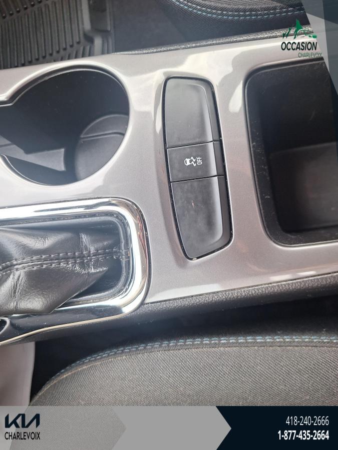 2018 Chevrolet Cruze - Image 19