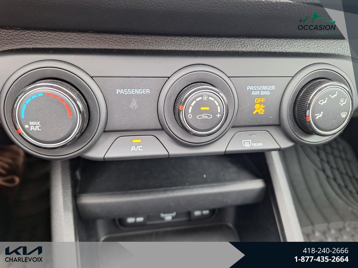 2023 Kia Forte - Image 14