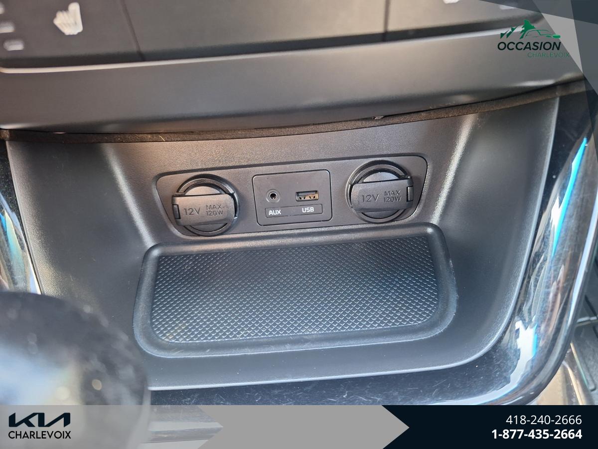 2014 Kia Sorento - Image 17