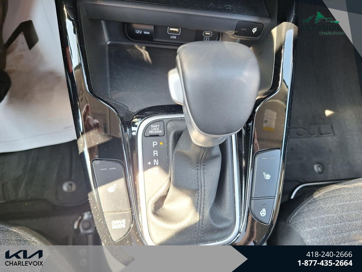 2025 Kia Soul - Image 19