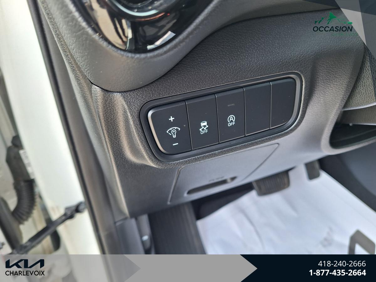2023 Kia Soul - Image 12