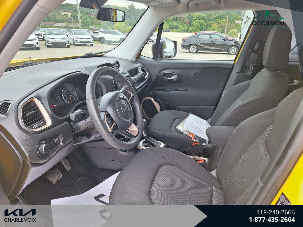 2016 Jeep Renegade - Image 10