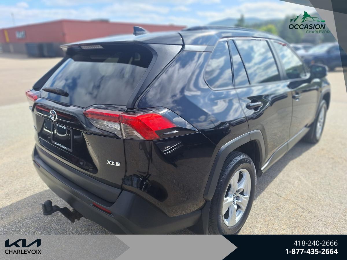 2019 Toyota RAV4 - Image 4