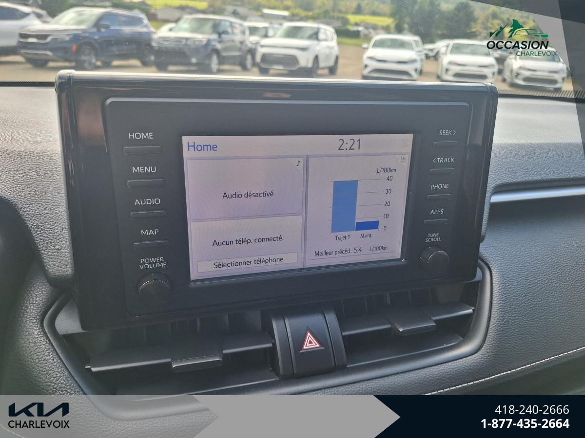 2019 Toyota RAV4 - Image 18