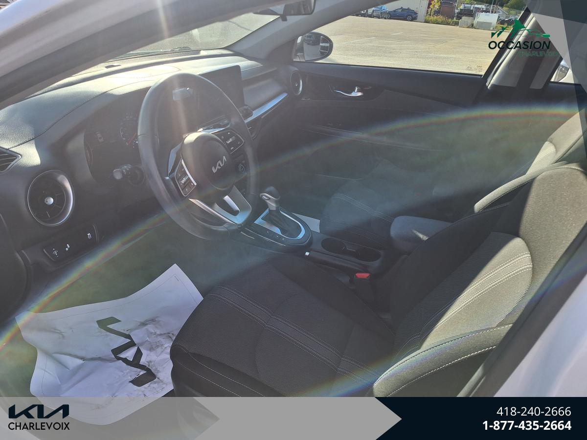 2023 Kia Forte - Image 9