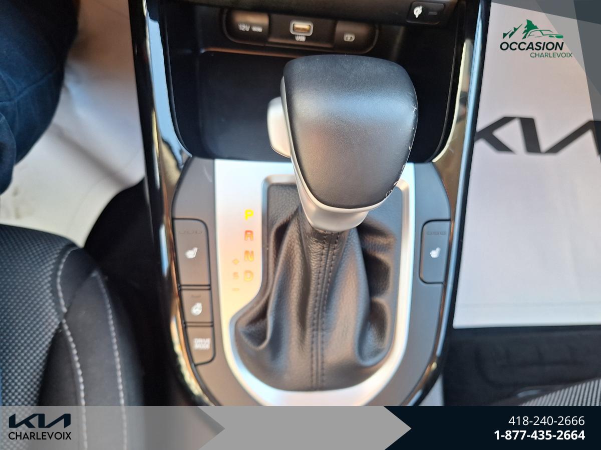 2023 Kia Forte - Image 17