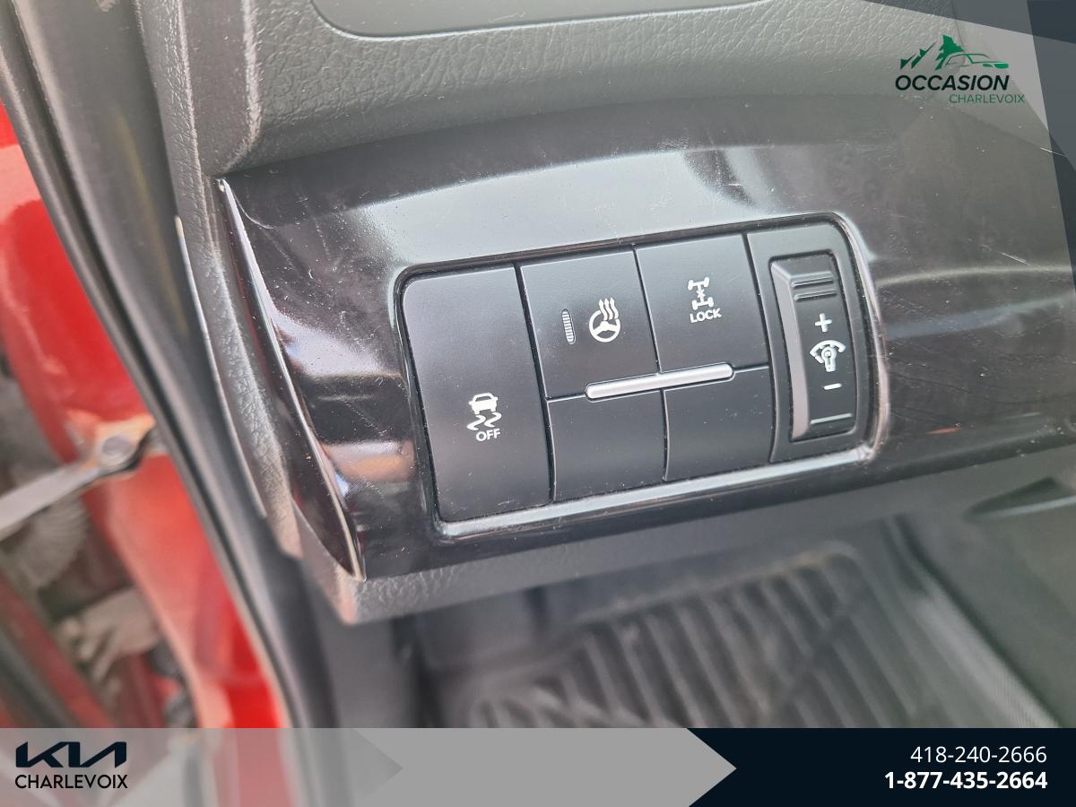 2015 Kia Sorento - Image 12