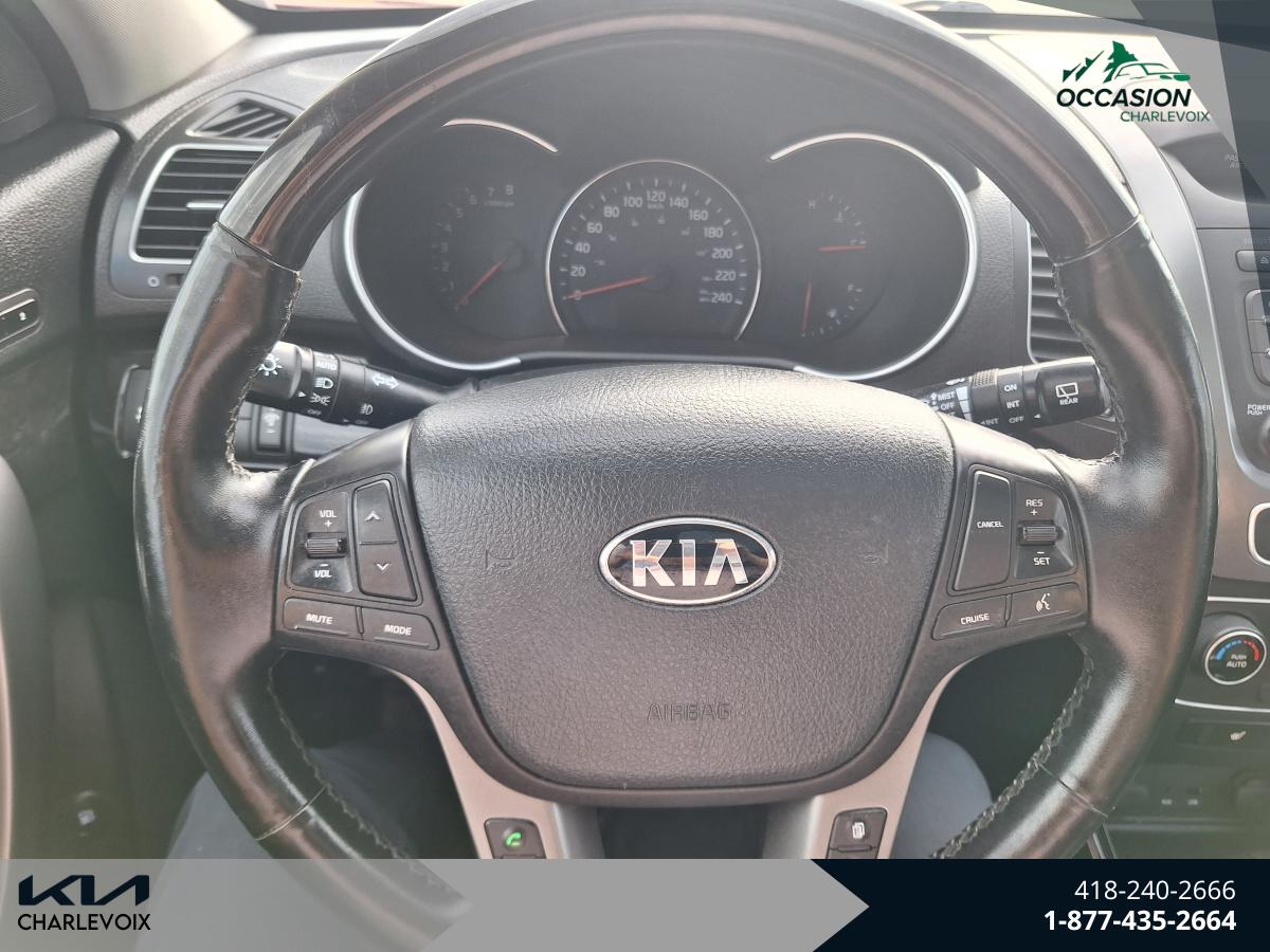 2015 Kia Sorento - Image 14