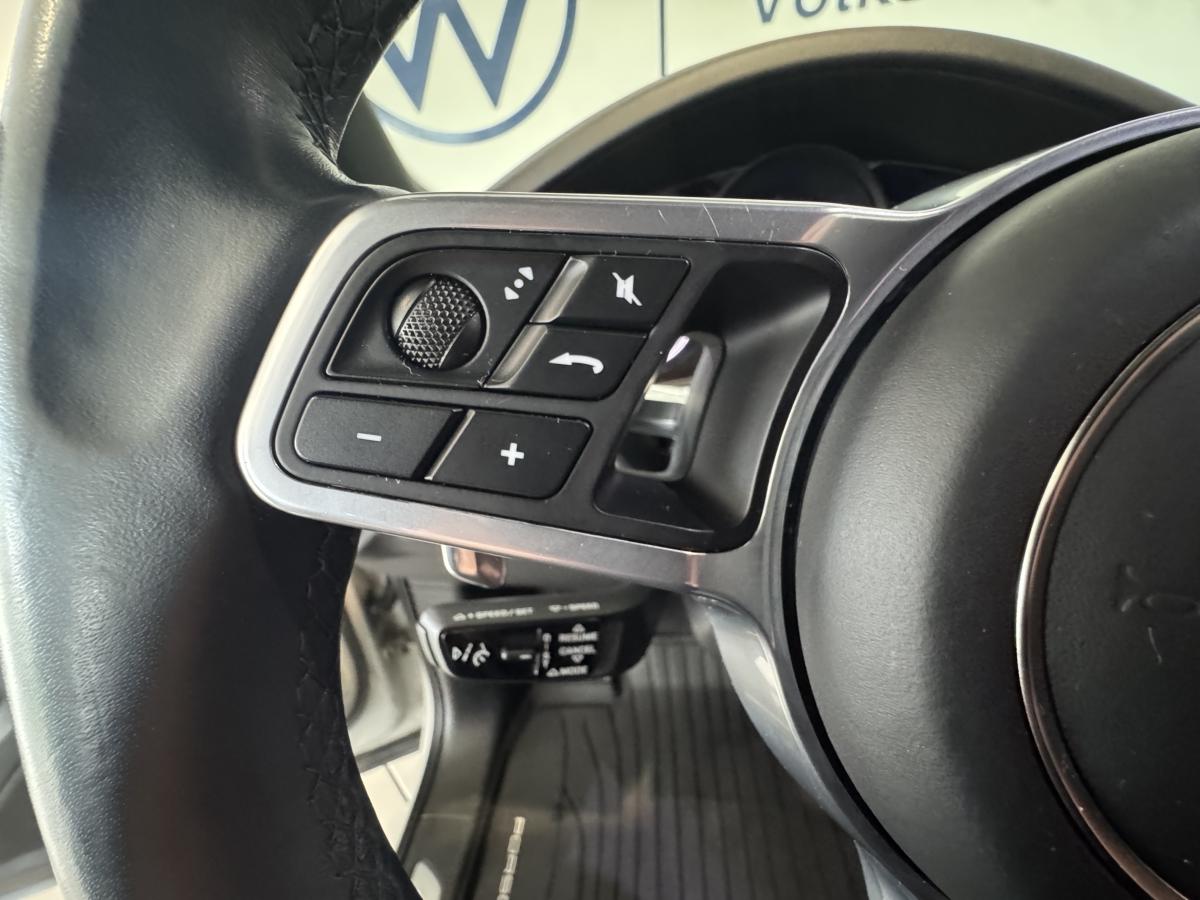 2023 Porsche Cayenne - Image 14