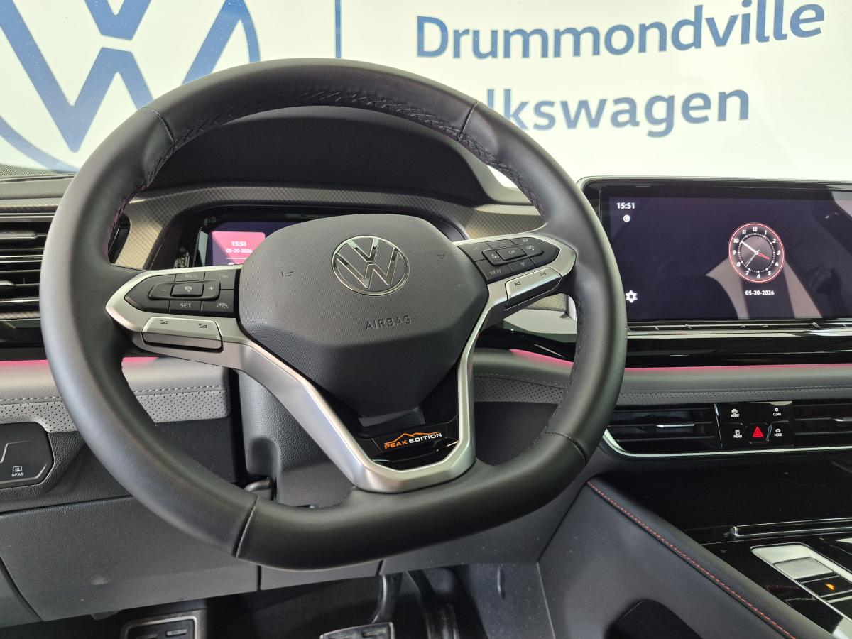 2025 Volkswagen Atlas - Image 16