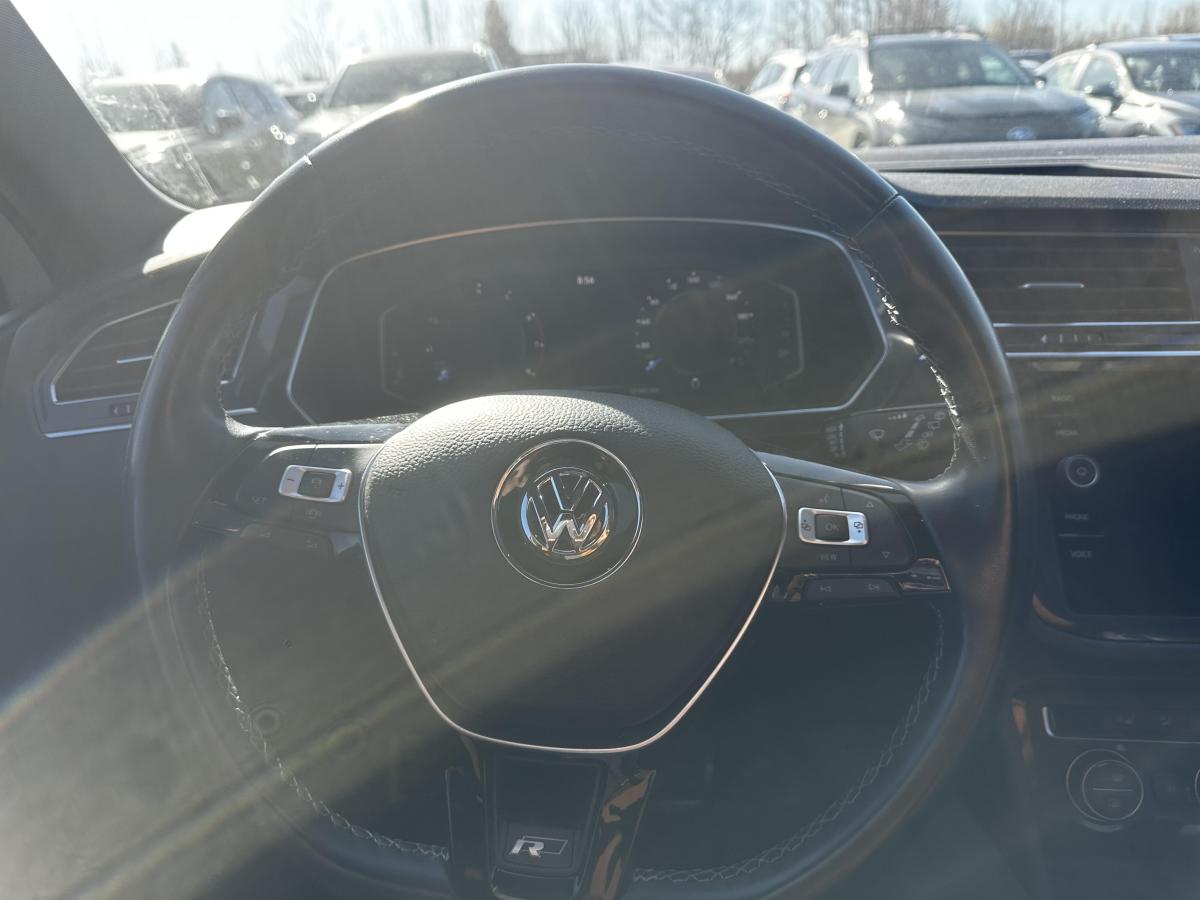 2021 Volkswagen Tiguan - Image 13