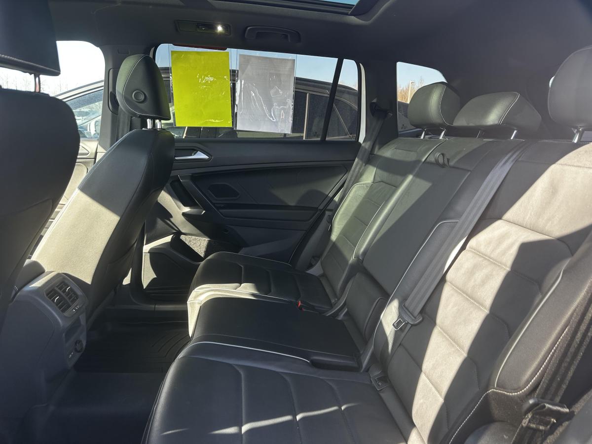 2021 Volkswagen Tiguan - Image 18