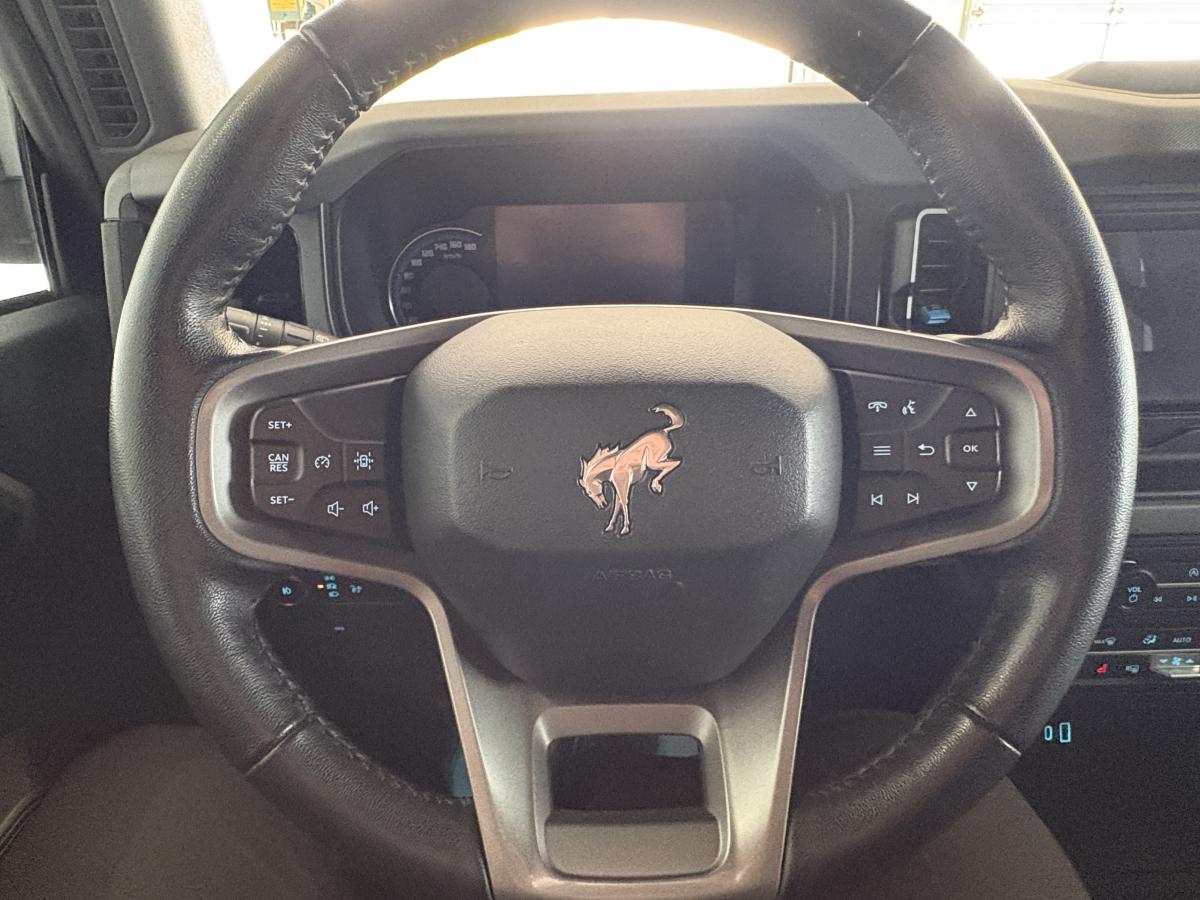 2023 Ford Bronco - Image 19