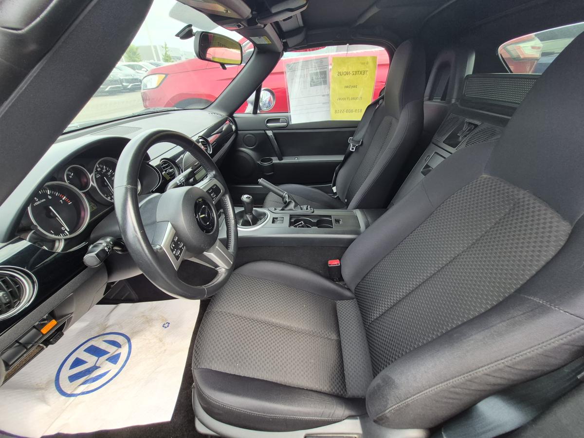 2007 Mazda MX-5 - Image 17
