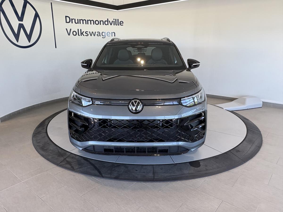 2026 Volkswagen Tiguan - Image 3