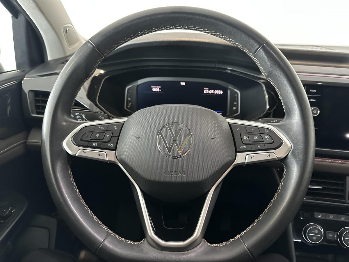 2024 Volkswagen Taos - Image 11