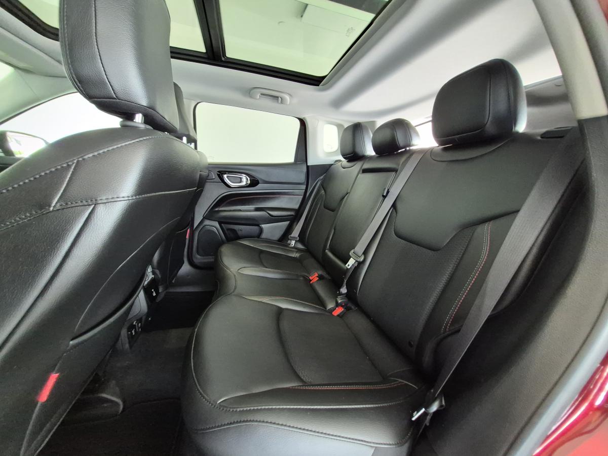 2022 Jeep Compass - Image 16