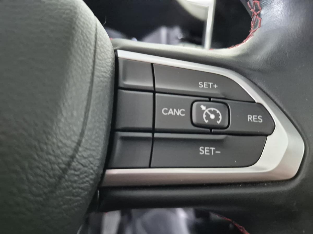 2022 Jeep Compass - Image 22