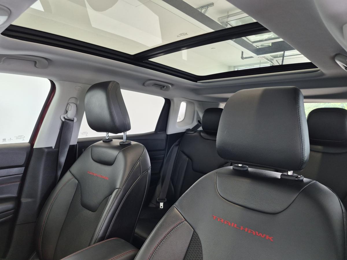 2022 Jeep Compass - Image 24