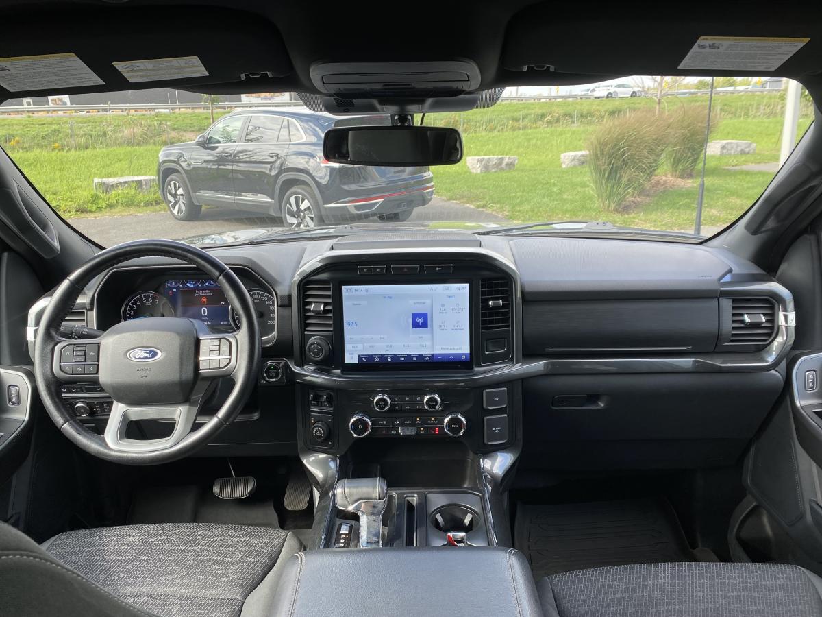 2022 Ford F-150 - Image 12