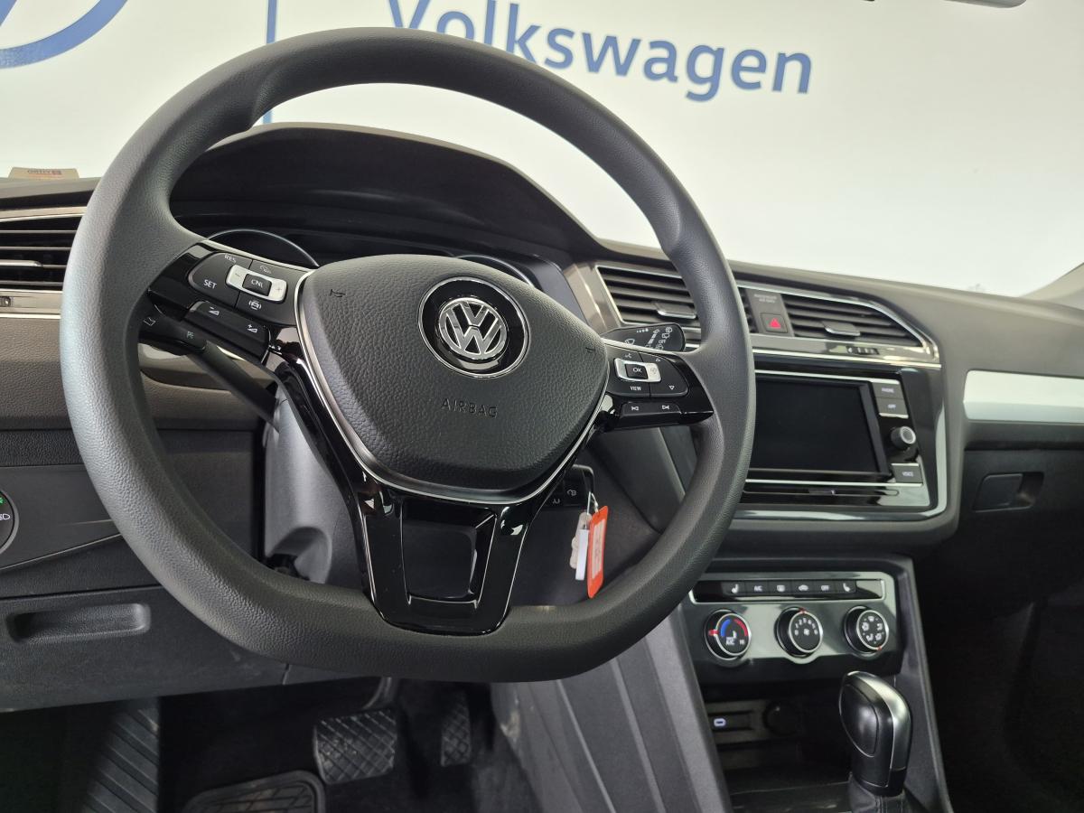 2020 Volkswagen Tiguan - Image 14
