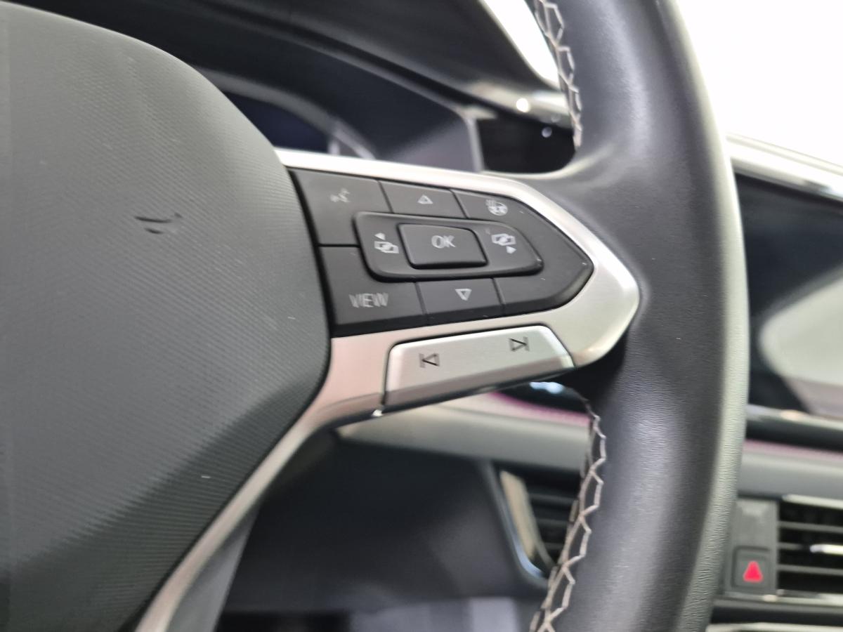 2023 Volkswagen Taos - Image 22