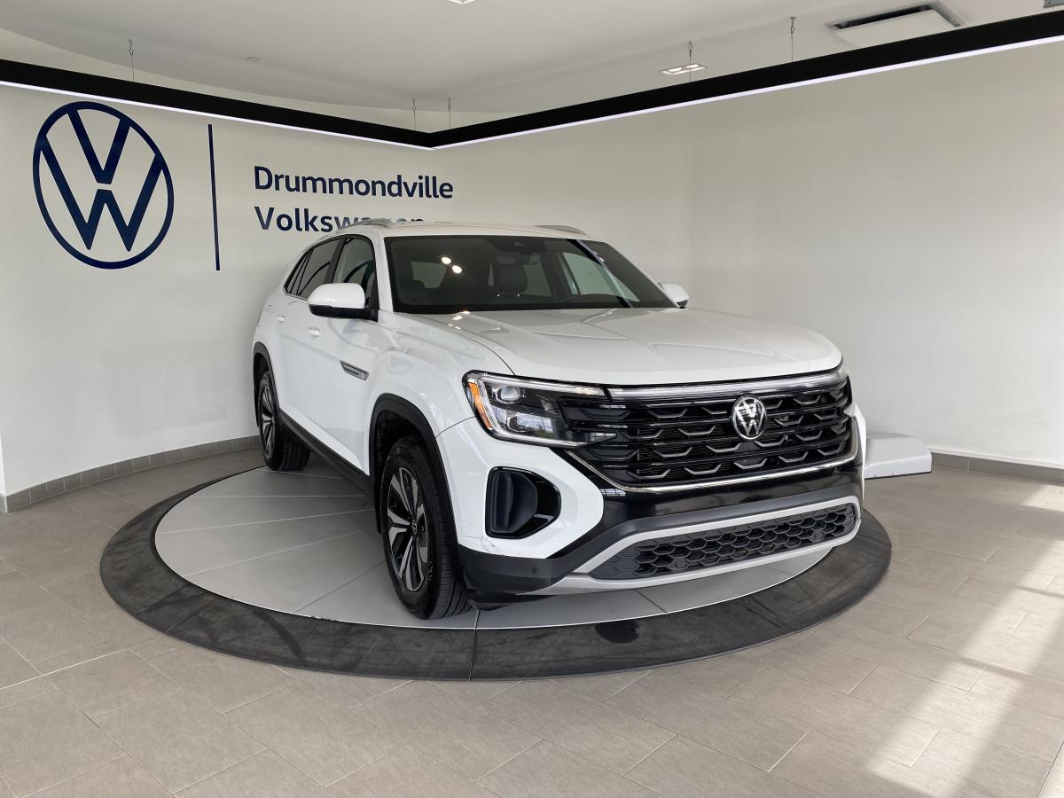 2024 Volkswagen Atlas Cross Sport - Image 2