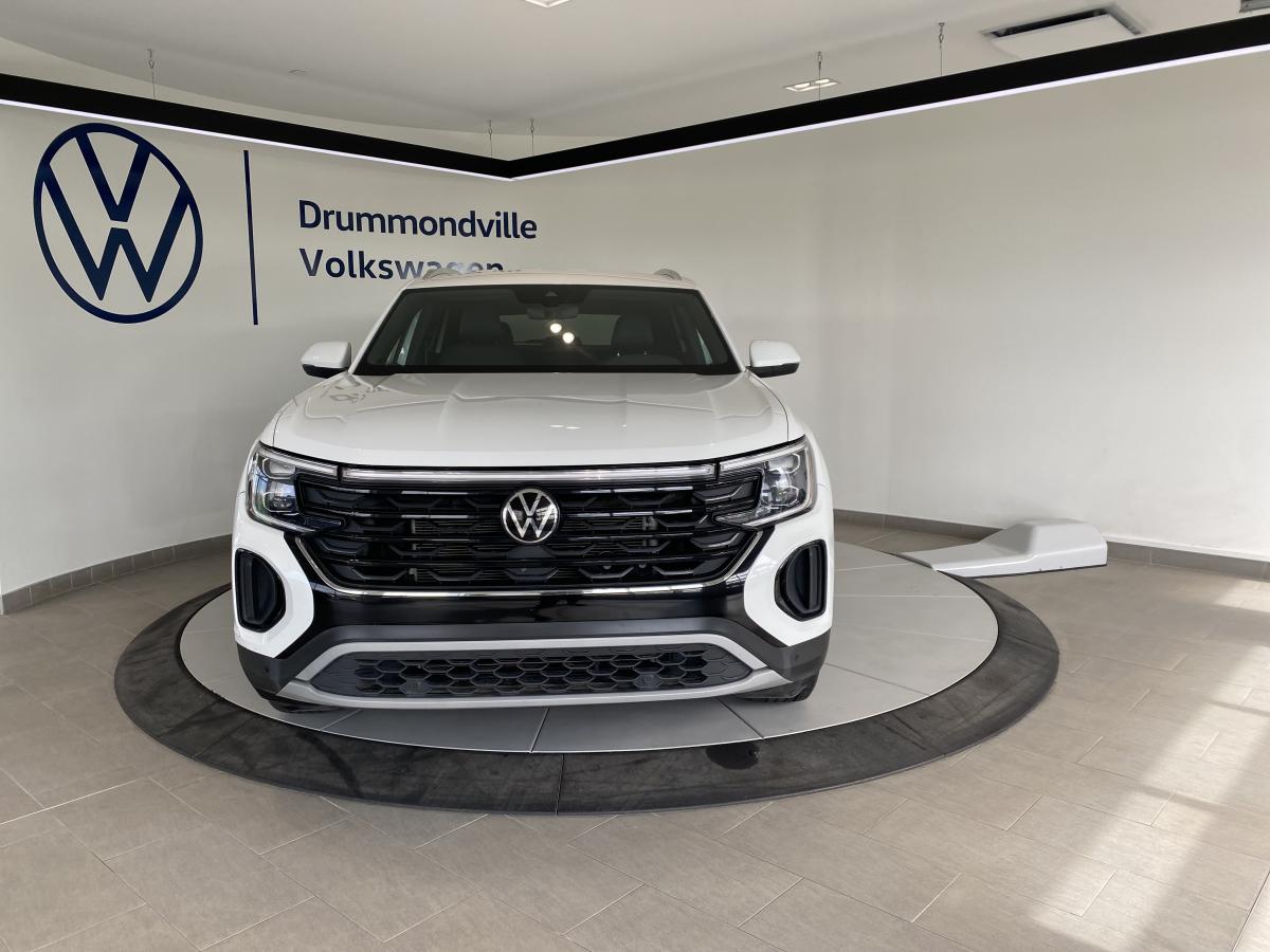 2024 Volkswagen Atlas Cross Sport - Image 4