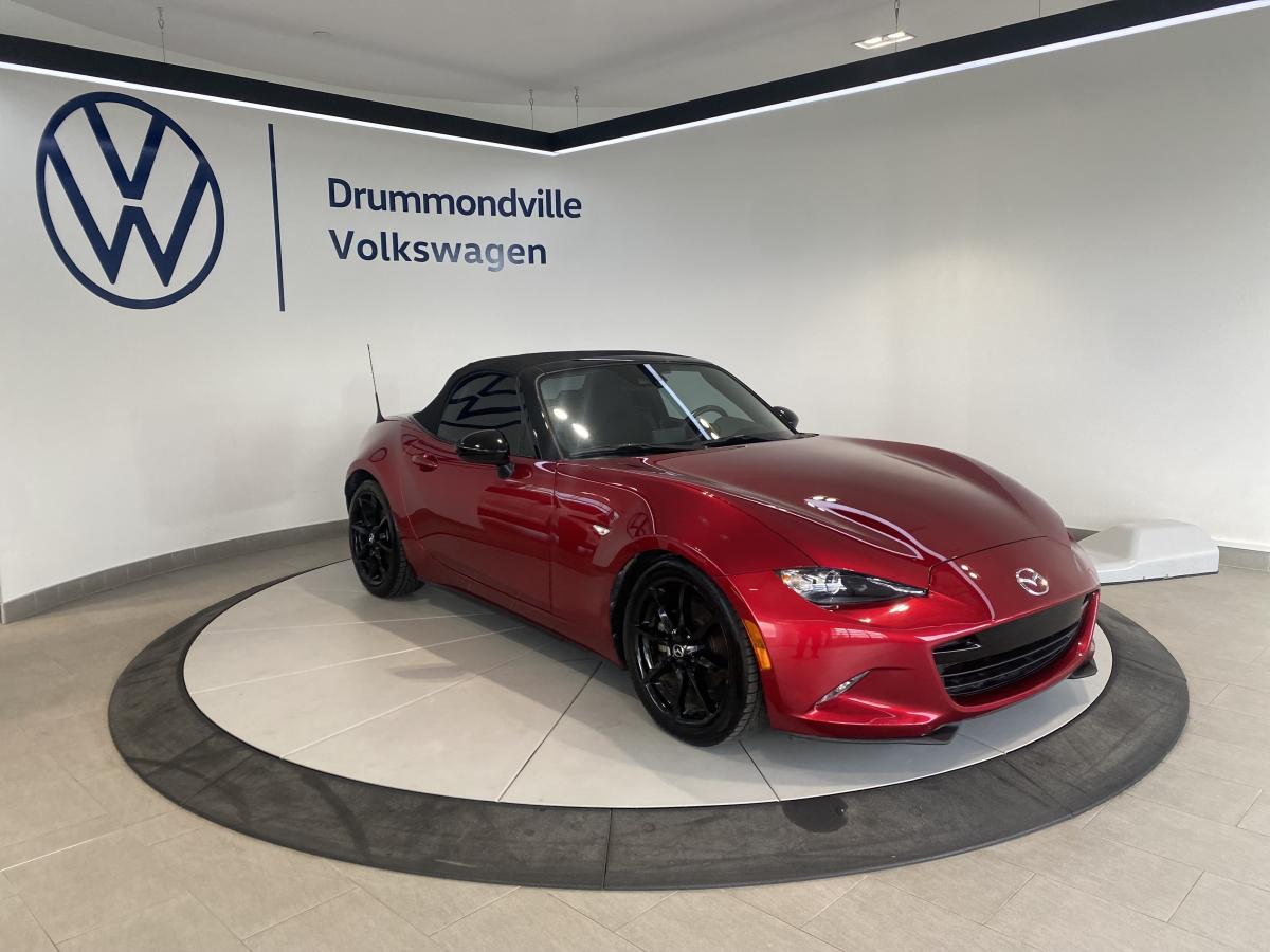 2023 Mazda MX-5 - Image 2