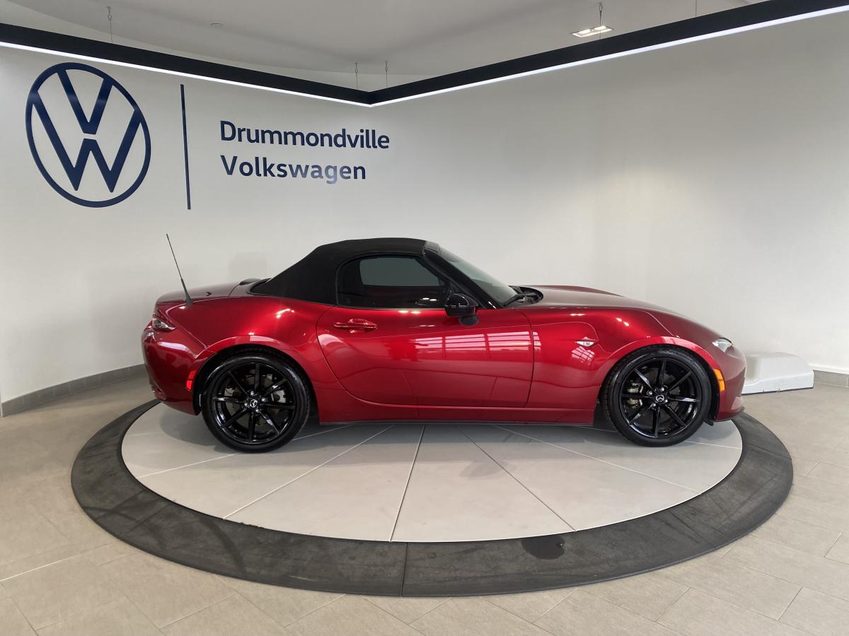 2023 Mazda MX-5 - Image 6