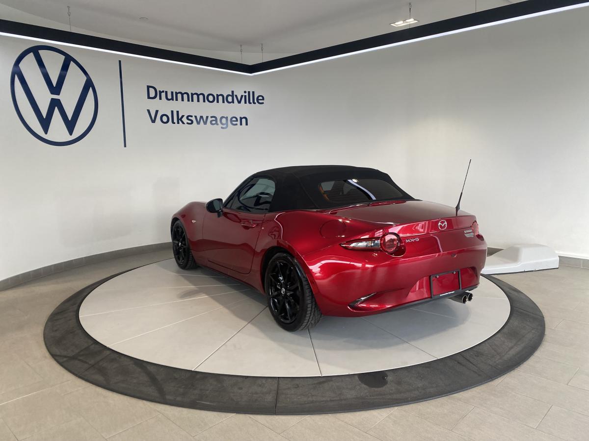 2023 Mazda MX-5 - Image 10